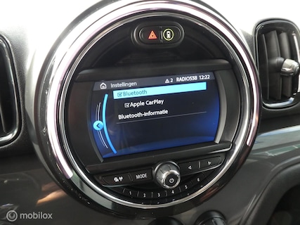 MINI-Countryman
