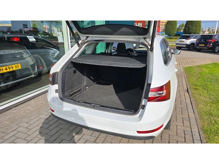 Skoda-Superb