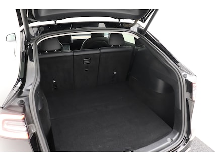 Tesla-Model Y