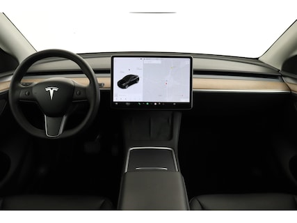 Tesla-Model Y