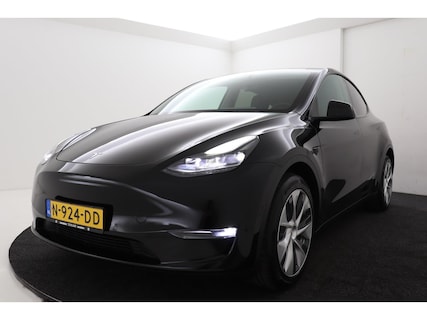 Tesla-Model Y