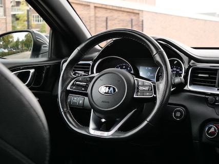 Kia-ProCeed
