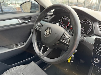 Skoda-Superb