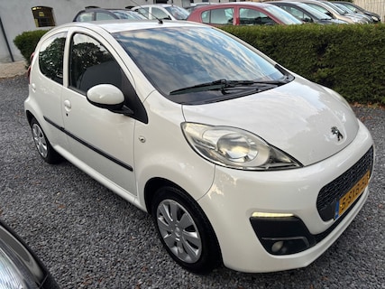 Peugeot-107