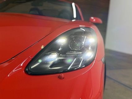 Porsche-718 Boxster