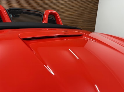 Porsche-718 Boxster