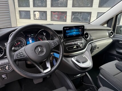 Mercedes-Benz-EQV