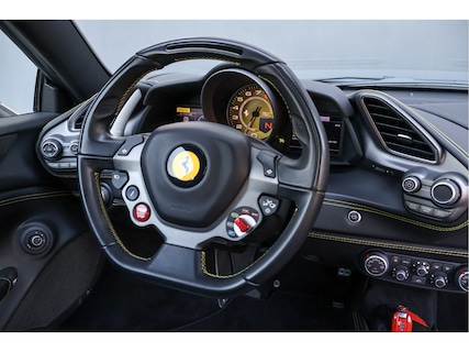 Ferrari-488