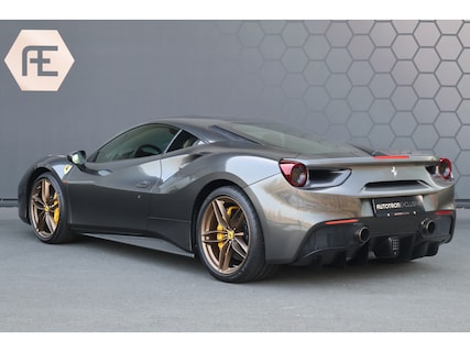 Ferrari-488