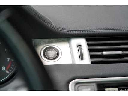 Land Rover-Range Rover Evoque