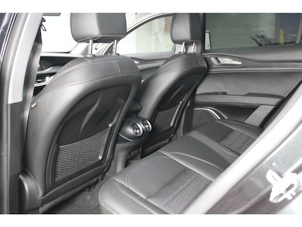 Alfa Romeo-Stelvio
