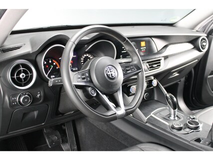 Alfa Romeo-Stelvio