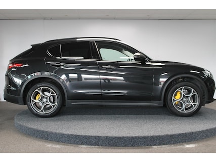 Alfa Romeo-Stelvio