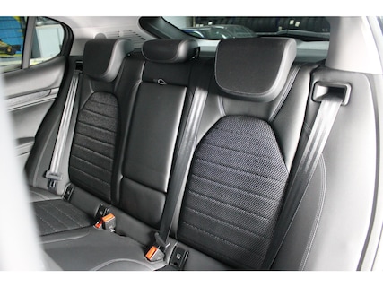 Alfa Romeo-Stelvio