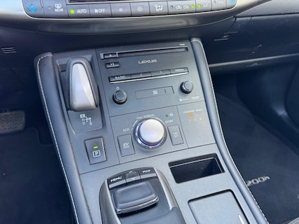 Lexus-CT
