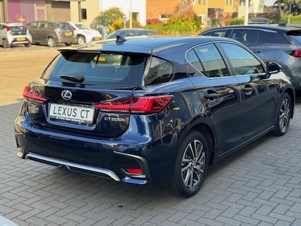 Lexus-CT