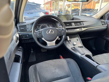 Lexus-CT