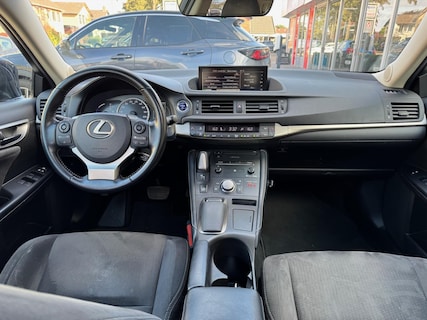 Lexus-CT