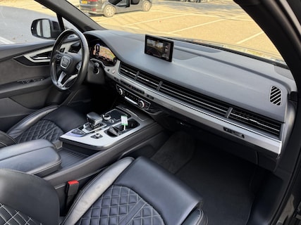 Audi-SQ7
