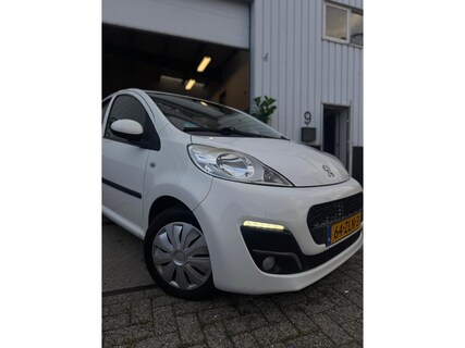 Peugeot-107