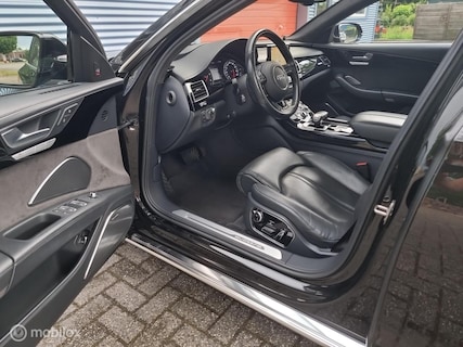 Audi-A8