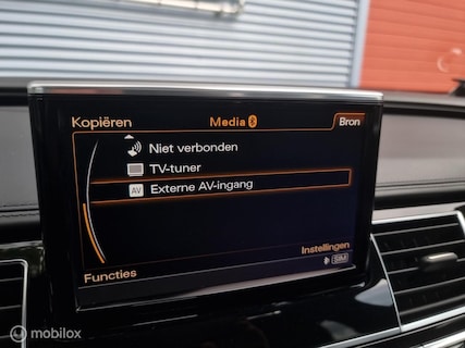 Audi-A8