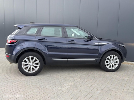 Land Rover-Range Rover Evoque