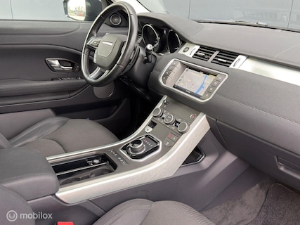 Land Rover-Range Rover Evoque