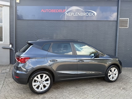 SEAT-Arona