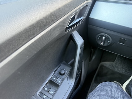 SEAT-Arona