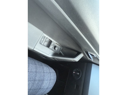 SEAT-Arona