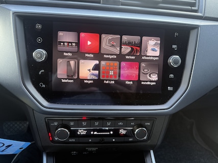 SEAT-Arona