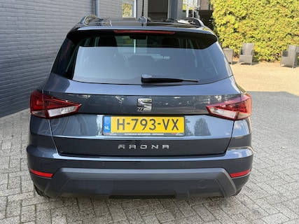 SEAT-Arona