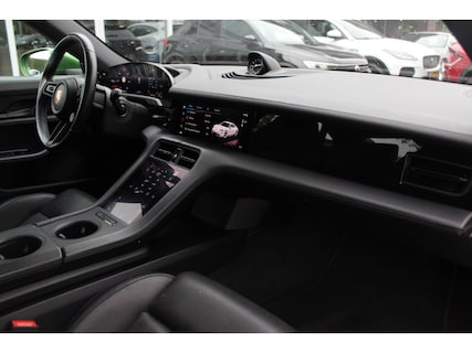 Porsche-Taycan