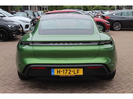Porsche-Taycan