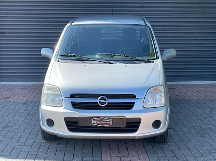 Opel-Agila