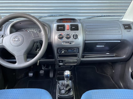 Opel-Agila