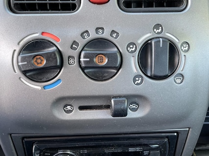Opel-Agila
