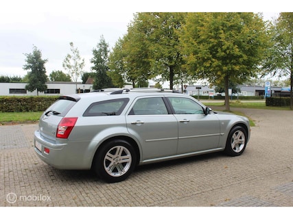 Chrysler-300C