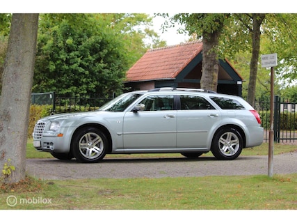 Chrysler-300C