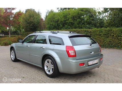 Chrysler-300C