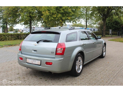 Chrysler-300C