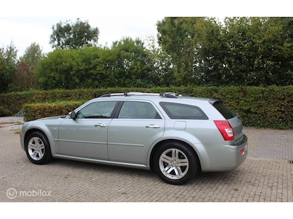 Chrysler-300C