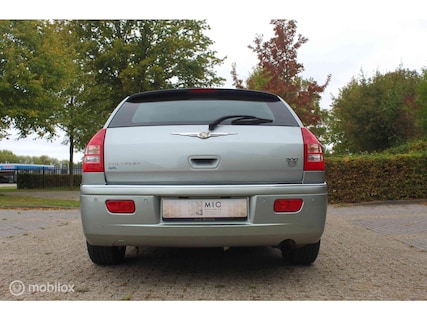 Chrysler-300C