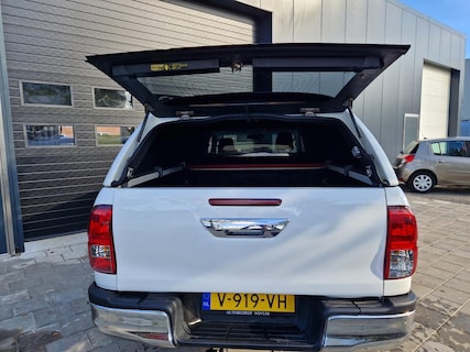 Toyota-Hilux