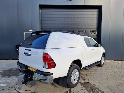 Toyota-Hilux