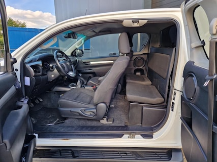 Toyota-Hilux