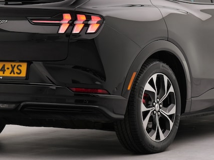 Ford-Mustang Mach-E