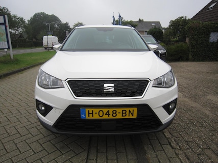 SEAT-Arona