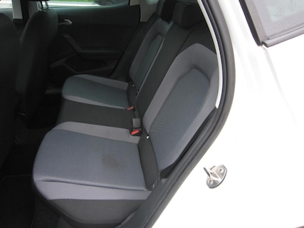 SEAT-Arona